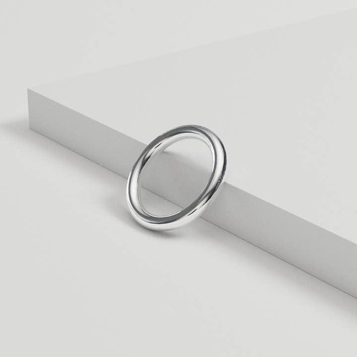 Einfacher Ring und andere Ergebnisse für geschmiedete ringe im Großhandel. Kostenlose Rücksendungen und 60-Tage-Zahlungsziel auf Faire im Trend auf Faire.