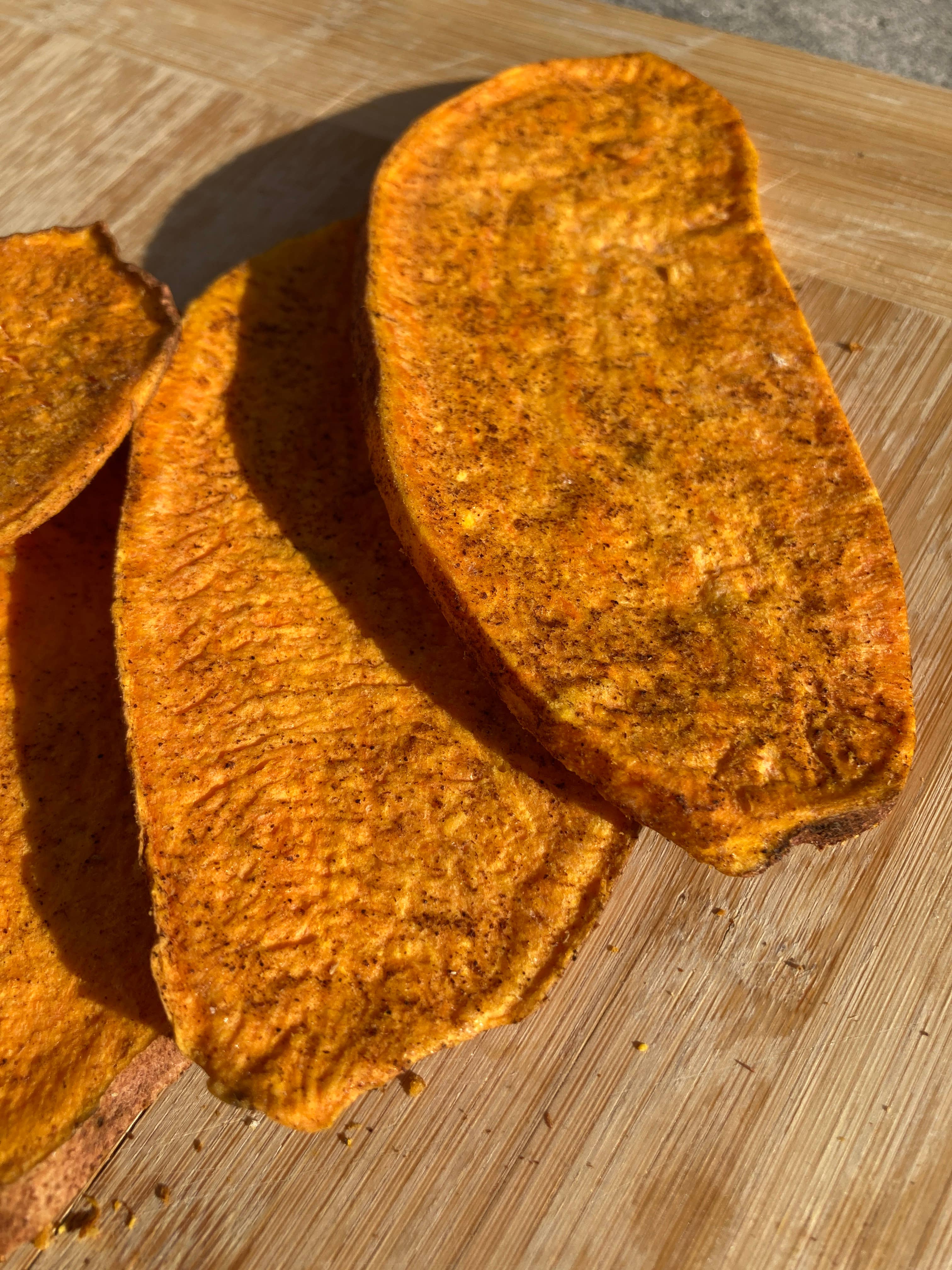 Sweetpotato Awesome - Wholesale Chips - 2 oz Cinnamon Sweetpotato Slices/Chips2