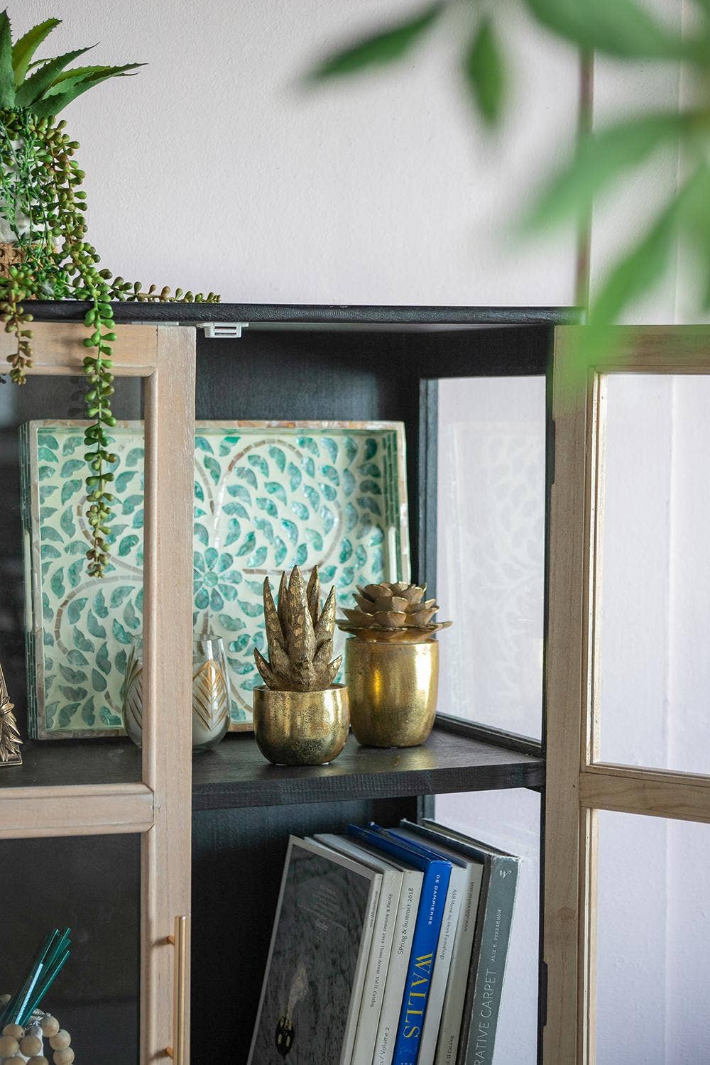 A&B Home Group Inc. - Wholesale Decorative Tabletop Object - D3.5x7" Golden Succulent Resin Planter13