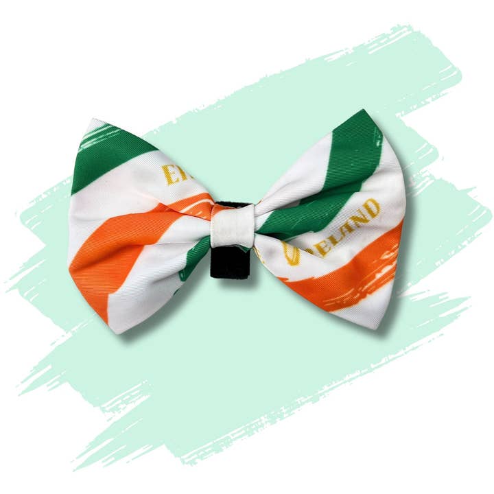 Nœud papillon pour chien - Légendes d'Éire pour la vente par Mylo and Mas Boutique