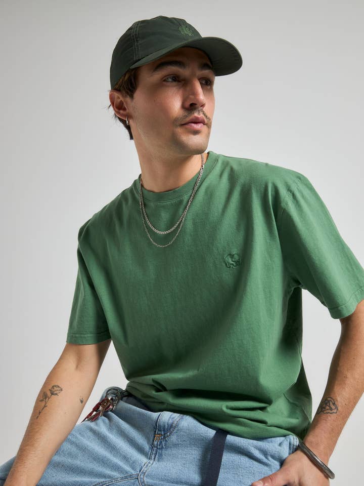 T-shirt Essencial Lavada ao Sol Myrtle por atacado de Trendsplant Clothing