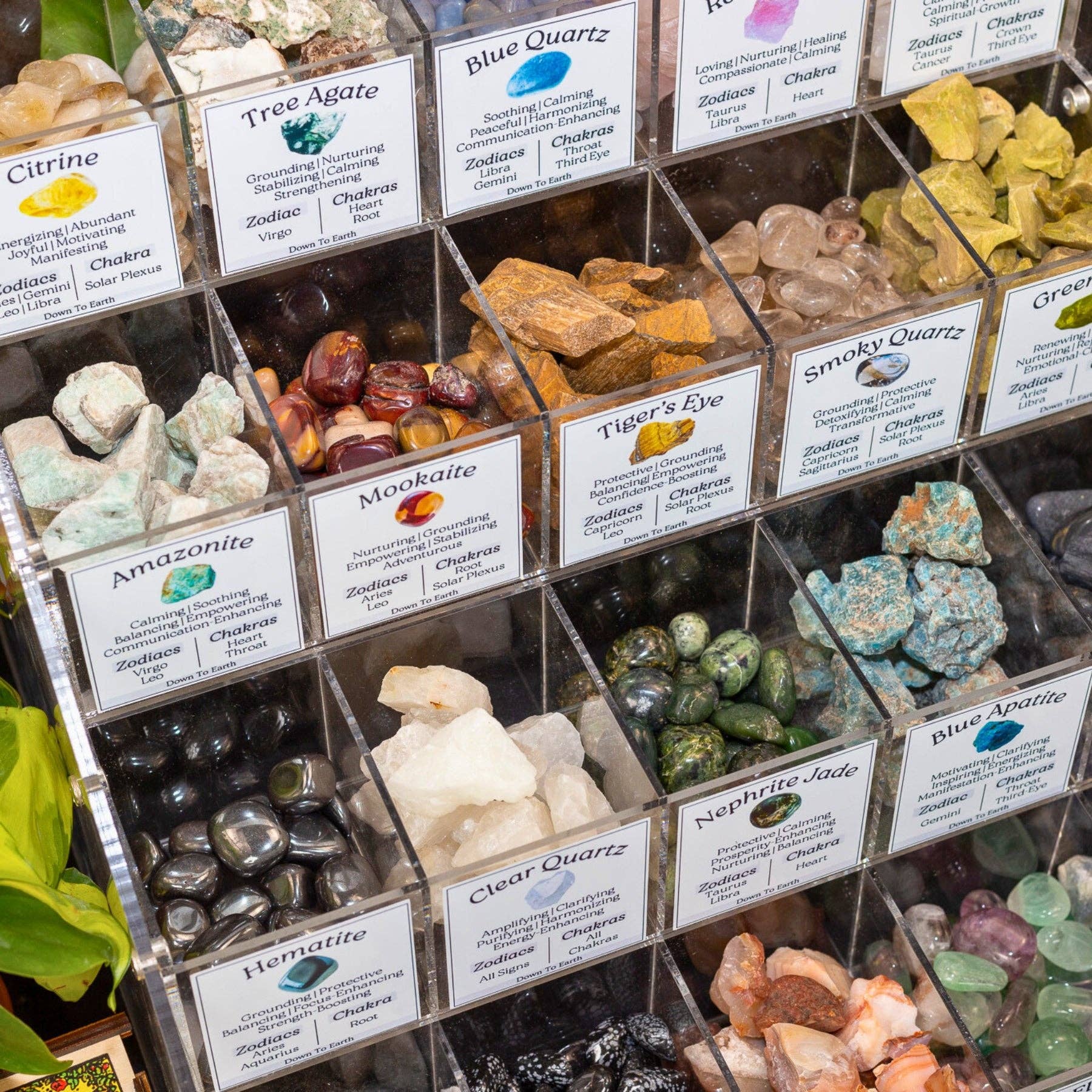 Down To Earth - Wholesale Retailer display – Child & baby - Acrylic Crystal Display.3