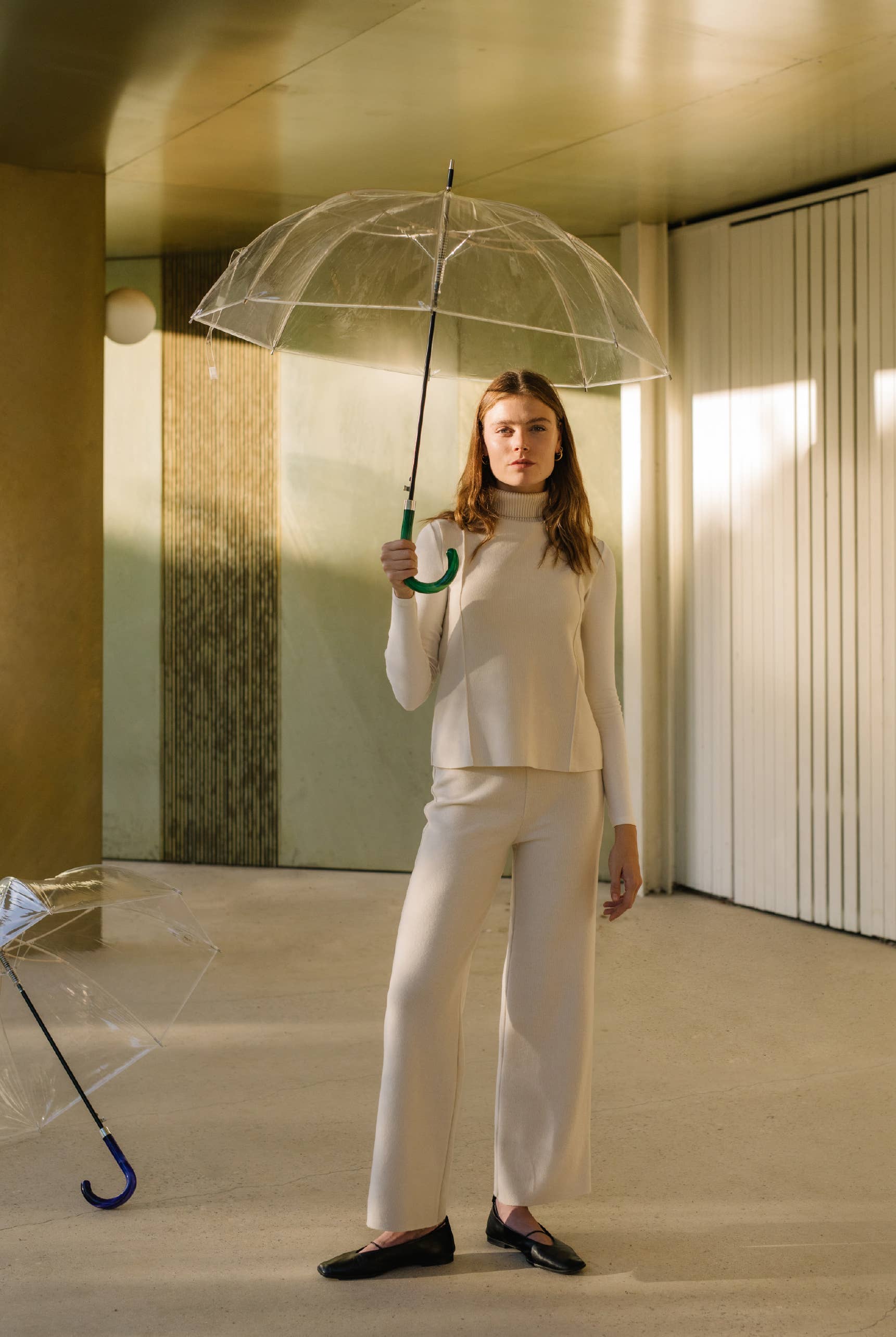 Clima Umbrellas - Wholesale Umbrella - Women's - “Aqua” Transparent Long Auto Umbrella | Marbled handle12