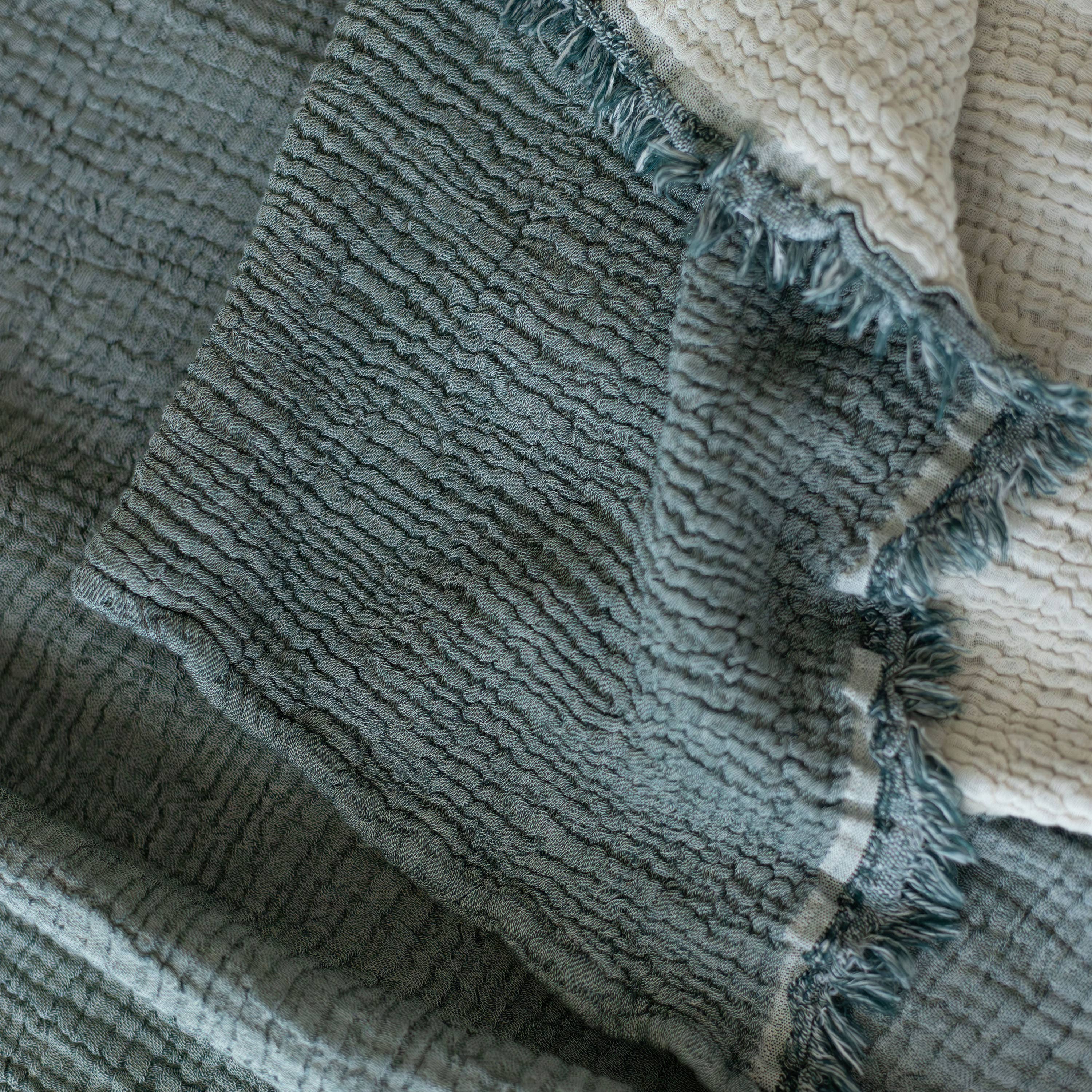 Vivamaison - Vente Plaids - Couvre-lit en mousseline frangé 100 % coton doux, 4 couches premium139