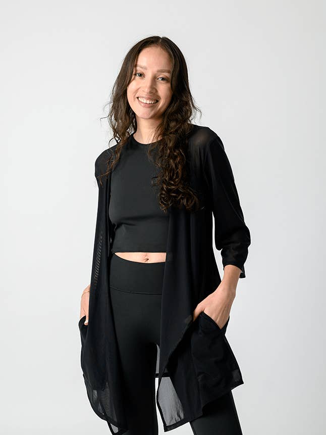 Veste Roam Free - Maille Noire pour la vente par Yoga Democracy