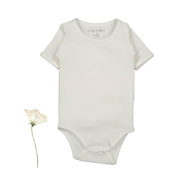 De onesie met korte mouwen - Bone voor wholesale door Lovely Littles