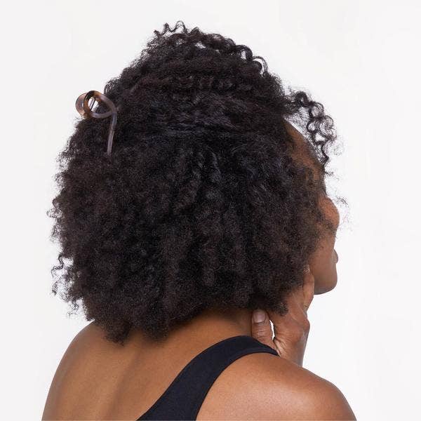 KITSCH – Clips para cabelo - Mulher por atacado – Plástico Reciclado Grande Loop Clips de Garra 2pc - Preto & Tort1