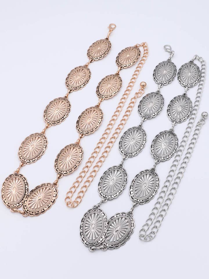 Cintura a catena con concho in metallo stile cowboy ispirato al West per la vendita all'ingrosso da parte di Mint & Shine