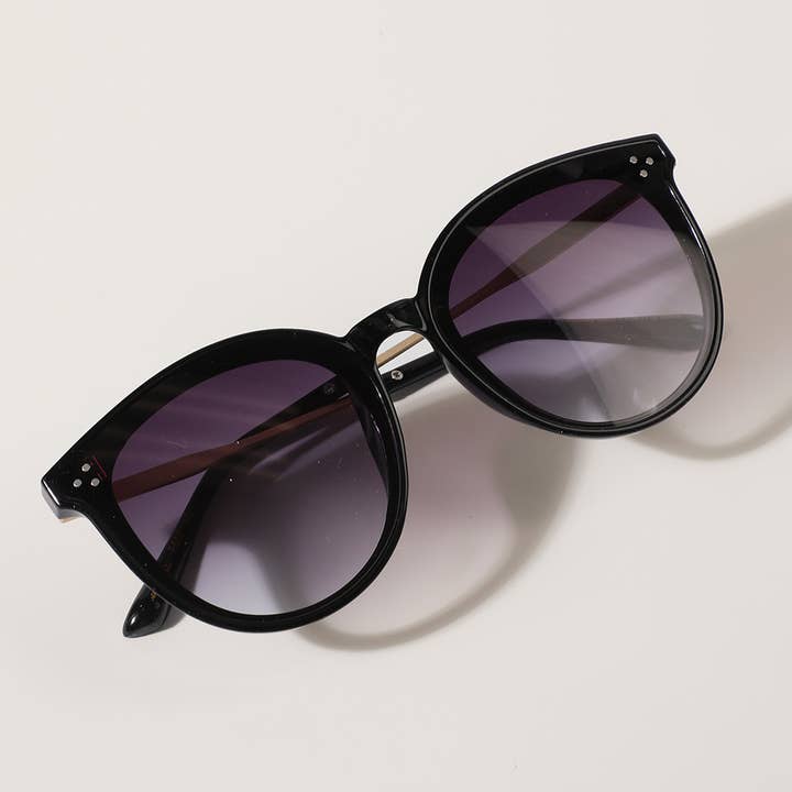 ASSORTED COLOR Round Shape Frame Thin Legs Fashion Sunglasses for wholesale on Faire12