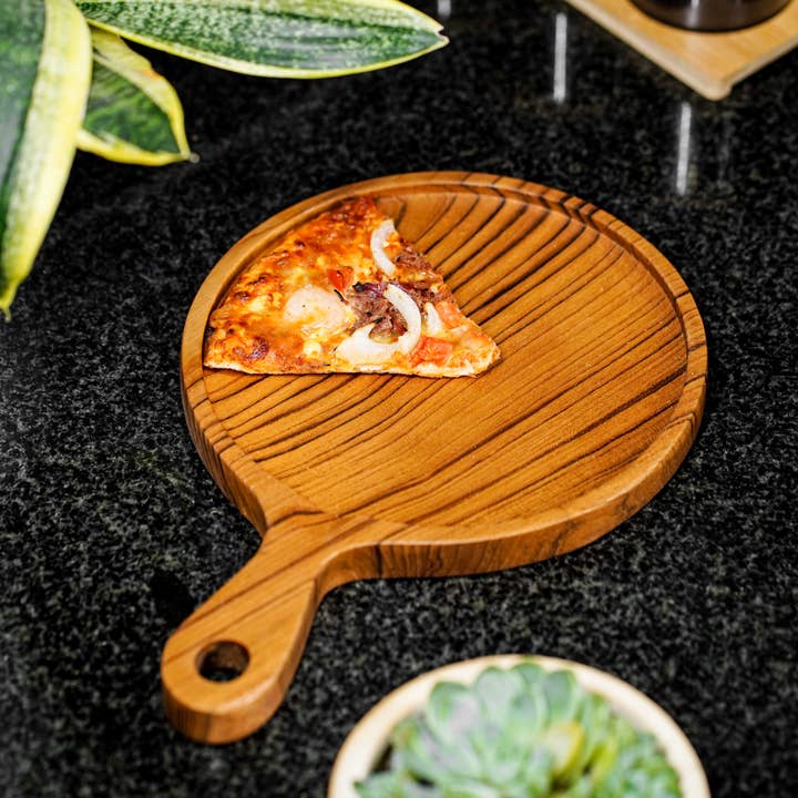 Rainforest Bowls - Wholesale Pizza Board - 8 Inch Teak Wood Pizza Board with Handle & Rim2