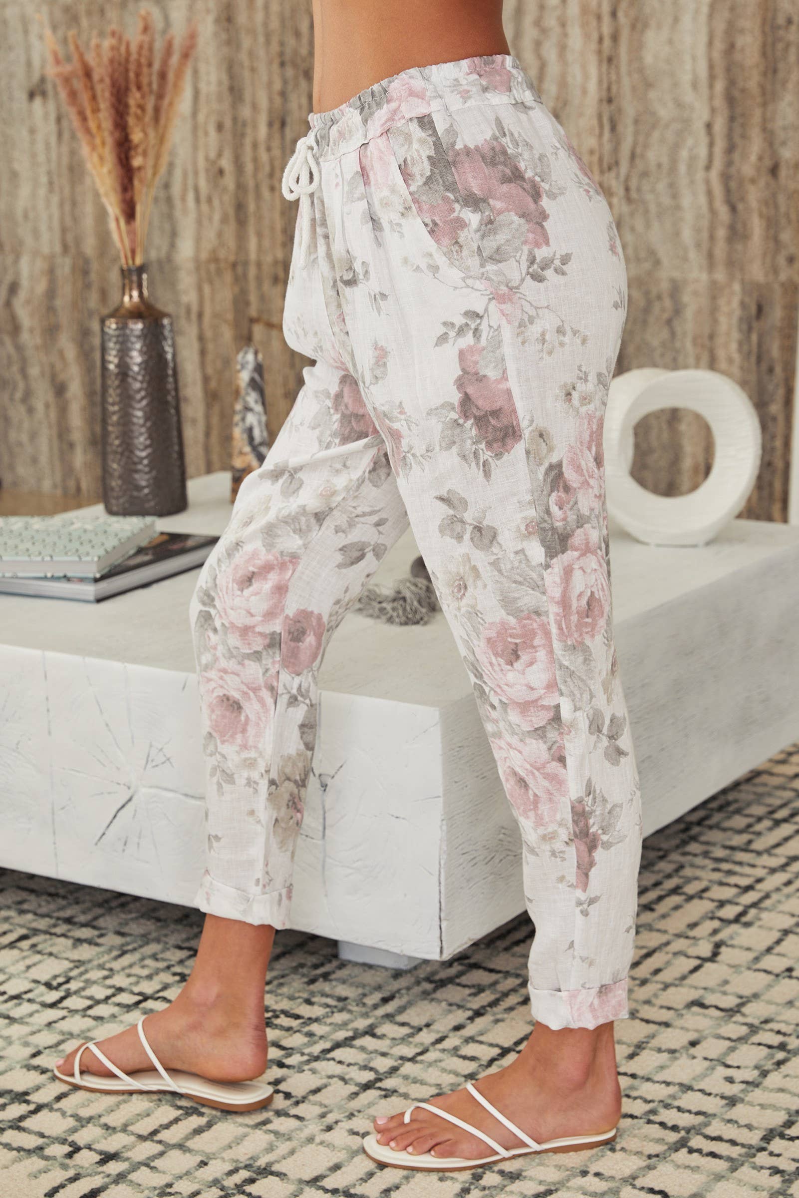 MILIO MILANO - Vendita all'ingrosso Pantalone - Donna - Pantaloni in lino con stampa floreale1