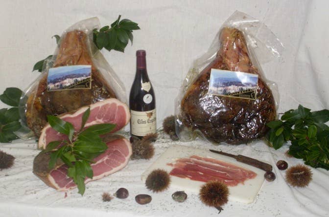 LuxFood-Shop - Wholesale Ham - Corsican ham in a quarter boneless 6 months 1.3kg Ucciani cured meats3