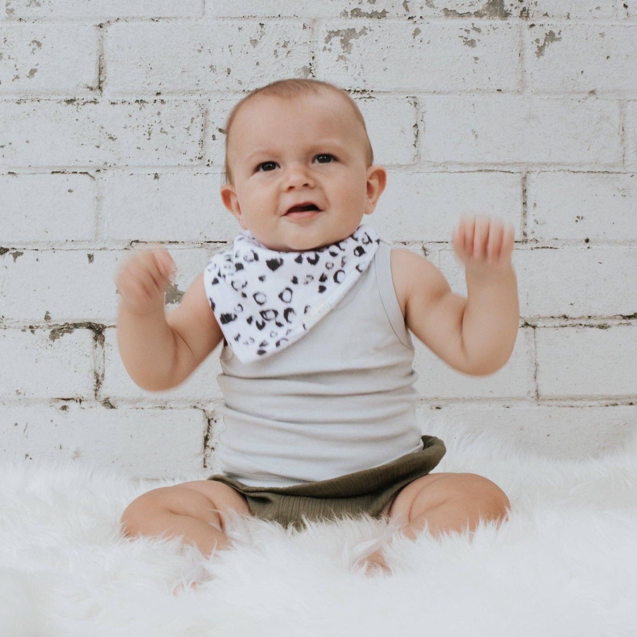 Zoe Sage - Wholesale Bandana Bib - Bandana Dribble Bib Linen | Little Leopard