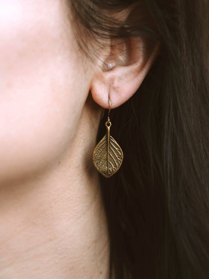 Simple Autumn Leaves for wholesale by Autumn Soul