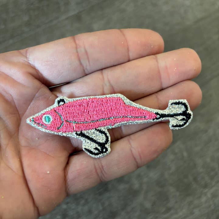 Eric Hill Designs, LLC - Vente Écusson - Canne à pêche, leurres, bar, canne & écussons thermocollants de casquette de camionneur3