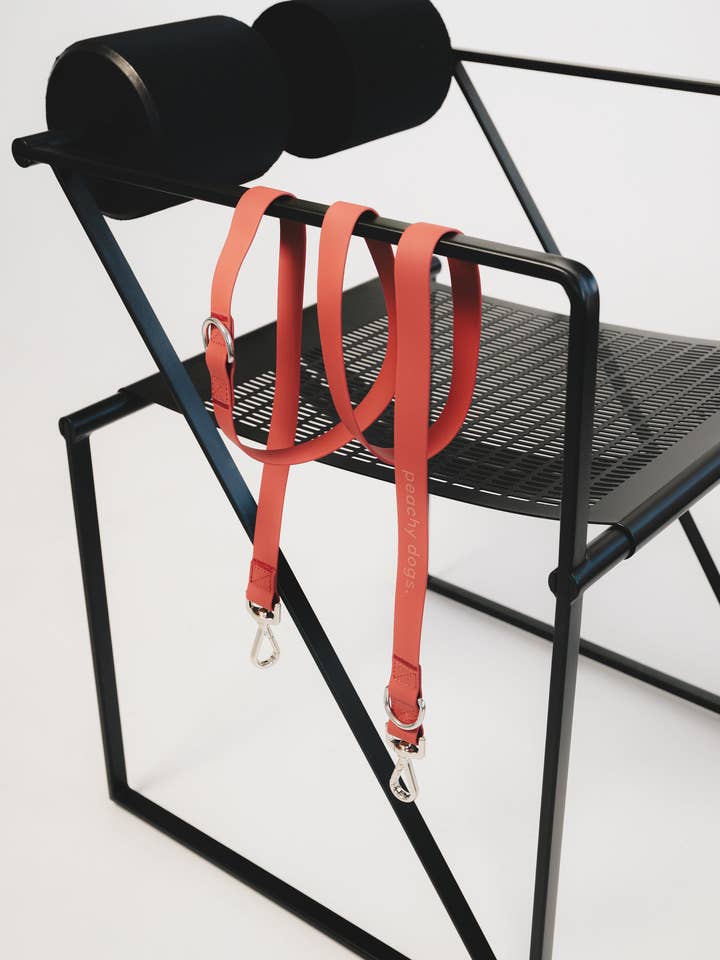 On-the-go Leash in Chestnut for wholesale by Peachy Dogs