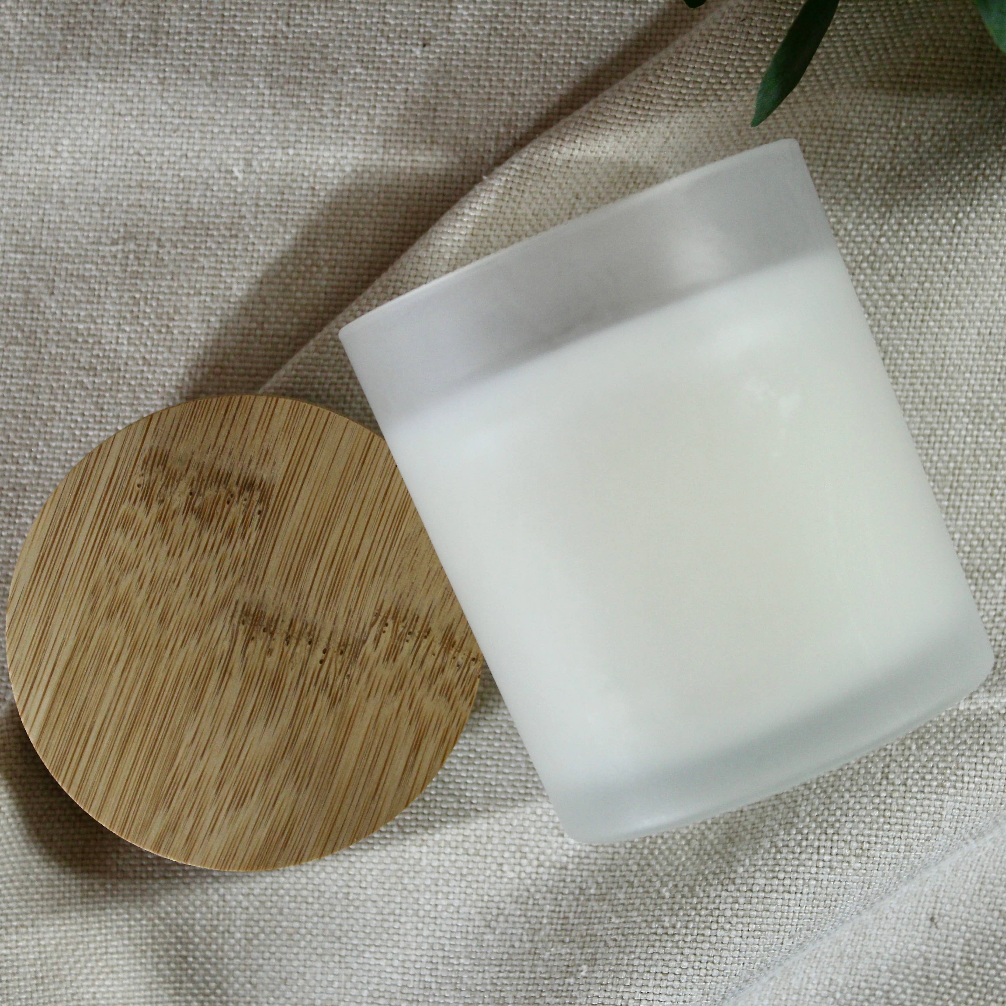 Eunoia Candle Co. - Wholesale Jar/Filled Candle - White Label Soy Candle (Unbranded) 8 oz Glass Jar+ Wood Wick3