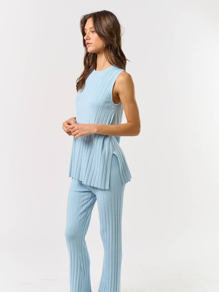 Ensemble haut en tricot et pantalon long pour la vente par Lalavon