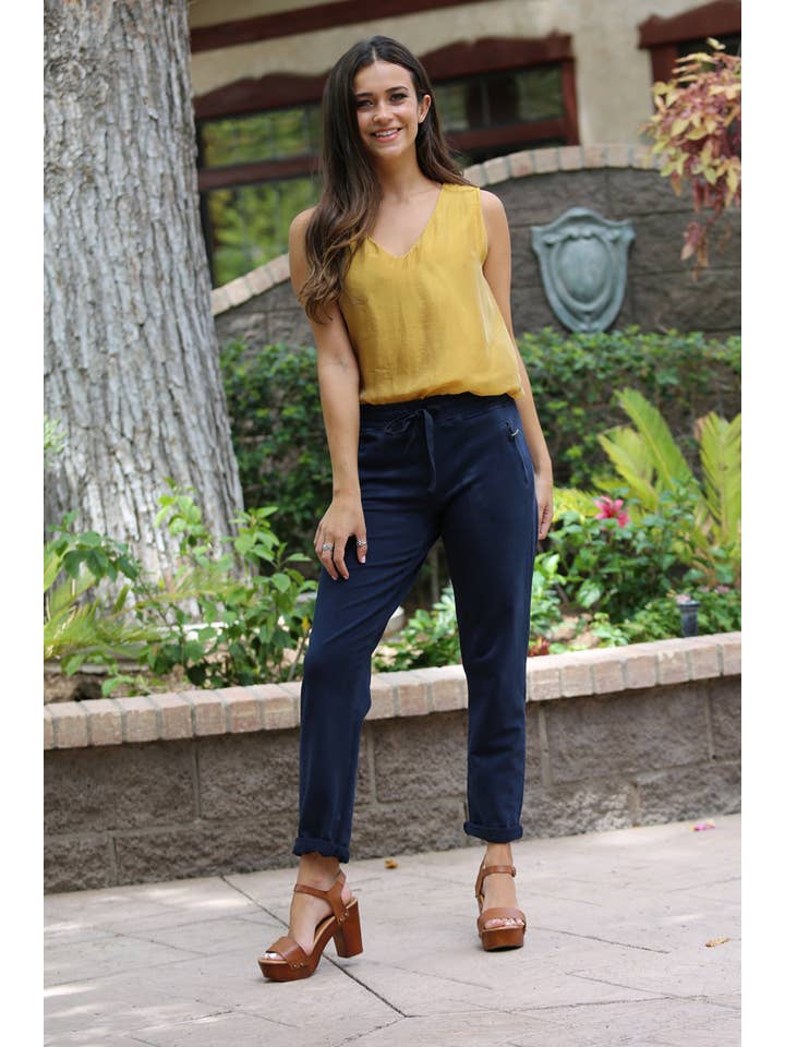 Nostalgia - Vente Pantalon d'intérieur/de jogging – femme - JOGG DE JOGGING EN TISSU ÉPONGE NP746-ASIS AVEC LIEN À NOUER SUR LE DEVANT ET POCHE ZIPPÉE4