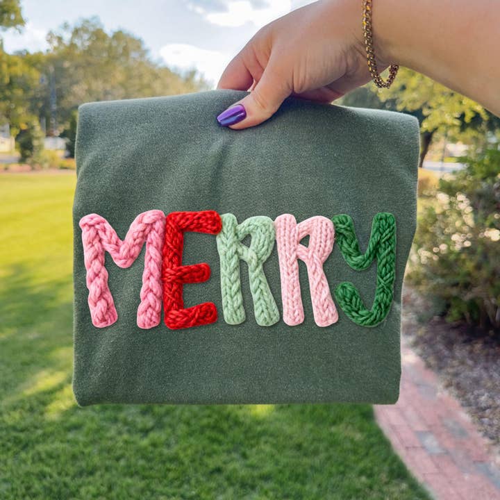 DLT Ecommerce - Wholesale T-Shirt (Graphic) - Women's - Faux Yarn Crochet Merry Christmas Shirt, Christmas Sweater2