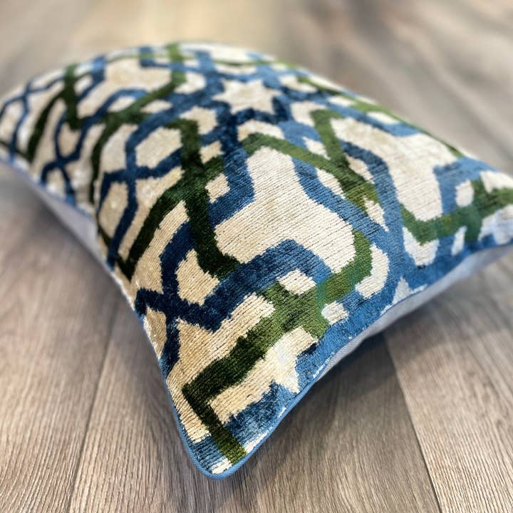 Mila∞Miro by Emelie - Wholesale Throw Pillow Cover - Velvet Ikat Cushion Arabesque Green | Velvet Ikat Pillow Arabesque Green
