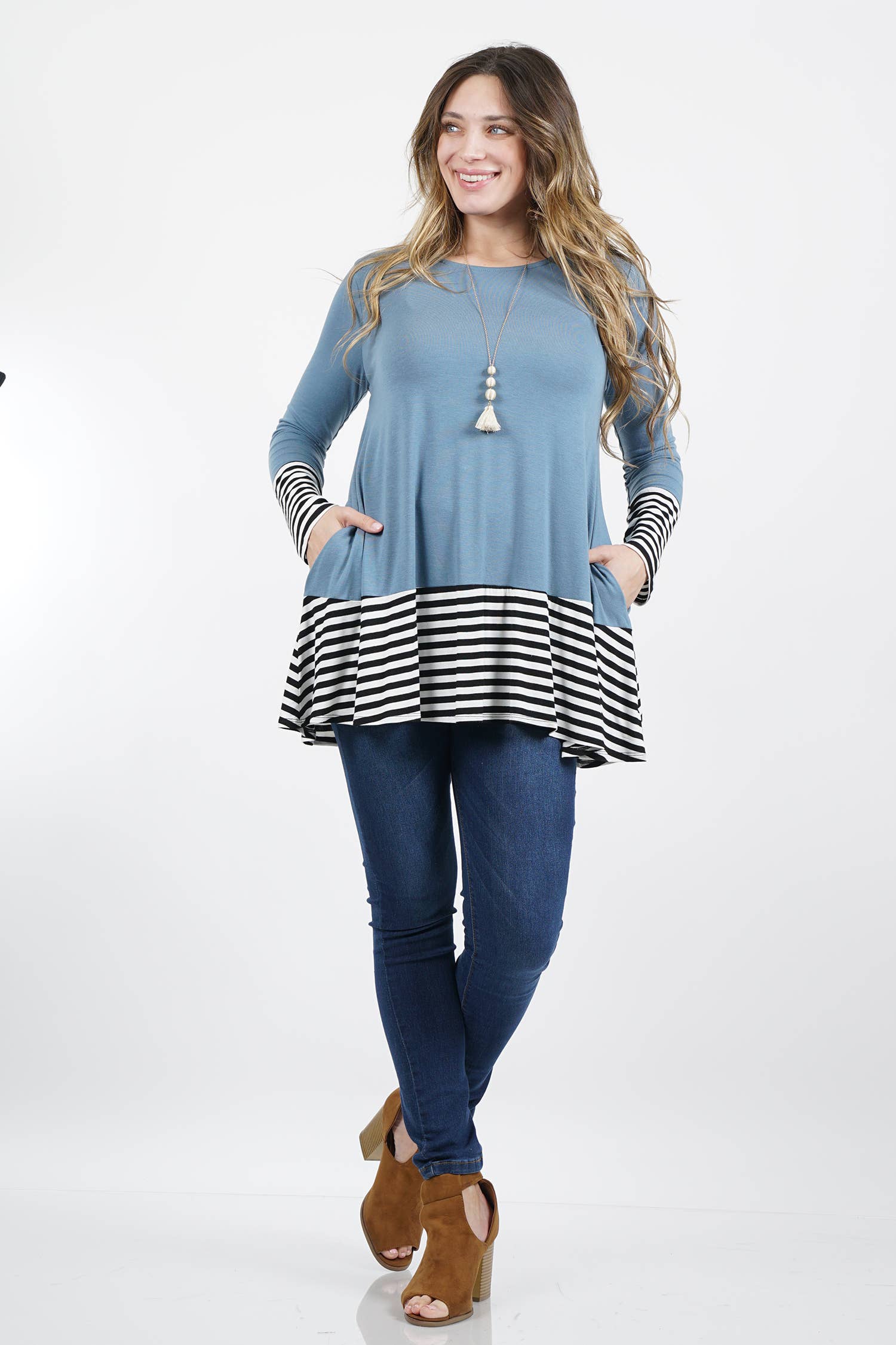 42POPS - Wholesale Knit Top - Women's - ,.SI-10950 PLUS SIZE Striped block side-pocket tunic3