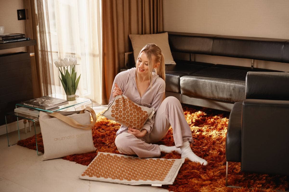 ACUS MED - Wholesale Fitness Equipment - Acupressure Mat | Acu Set | Reflexology Mat + Pillow AKUMATA22