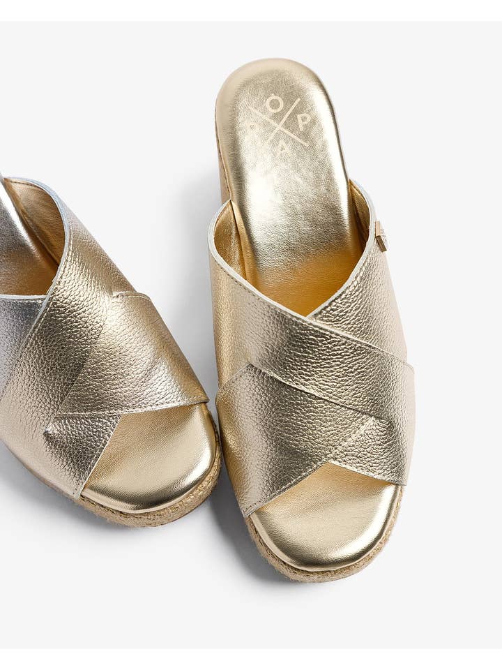 POPA - Wholesale Platform Heels - Women's - Melibea Gold Laminated Sandal4