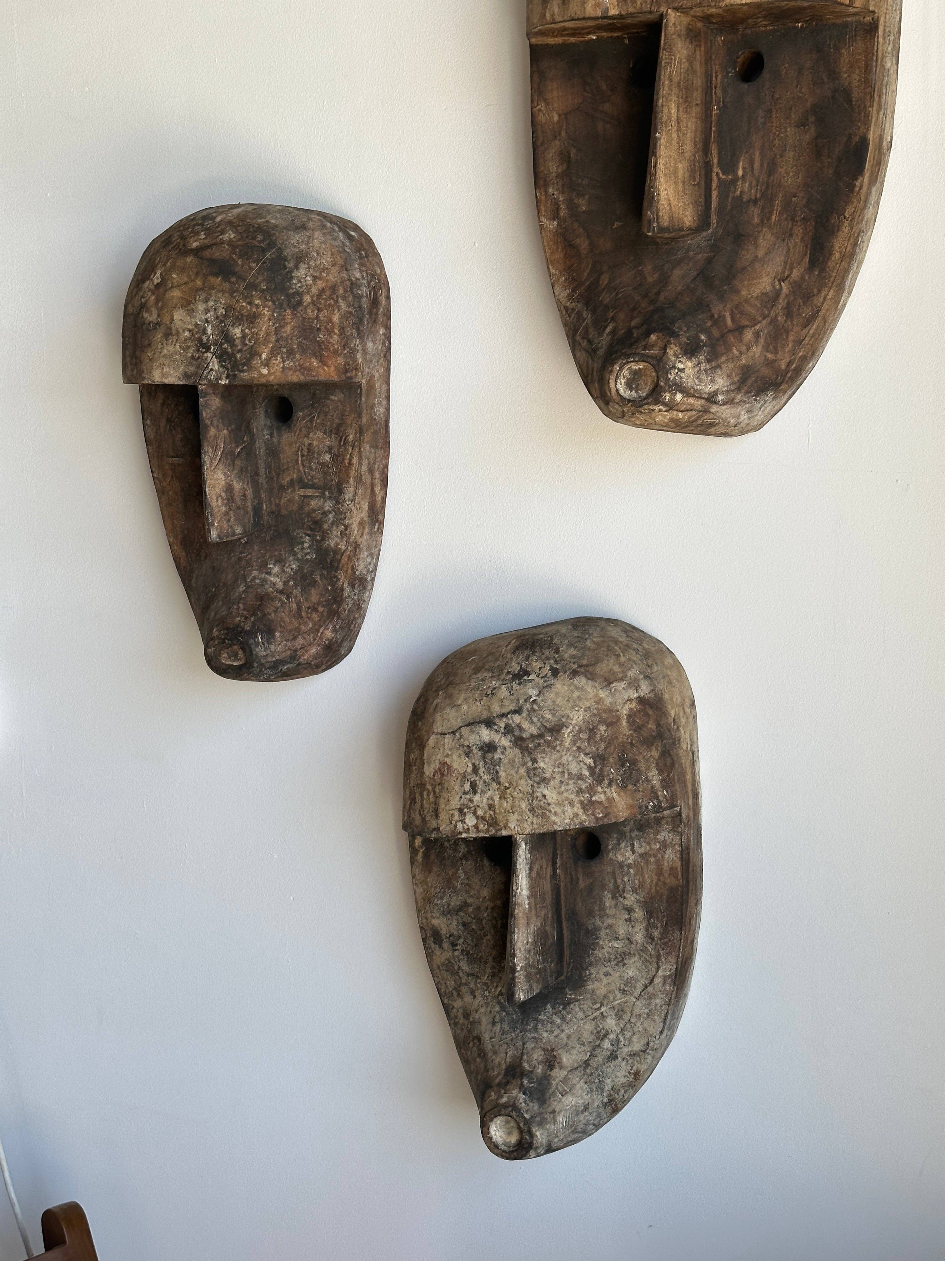 Office Objets – wholesale Skulptur – Stor Timor-mask i patinerat trä, höjd ca 50 cm (3 stycken)44