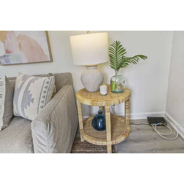 Auden & Avery - Wholesale Side Table - Hayes Round Side Table7