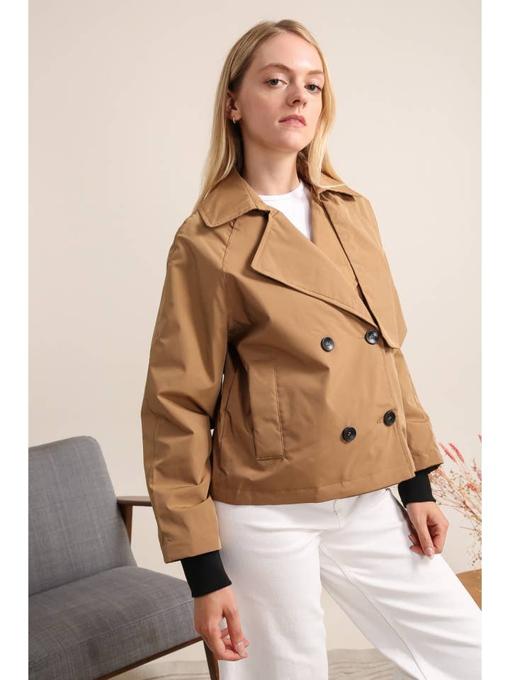 Attrait Paris – wholesale Trench coat – Women’s – Waterproof short trench coat with padding and cuff6