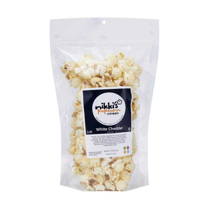 Nikki's Popcorn Company - Wholesale Popcorn - 4 Cup Peg Bag - White Cheddar Popcorn