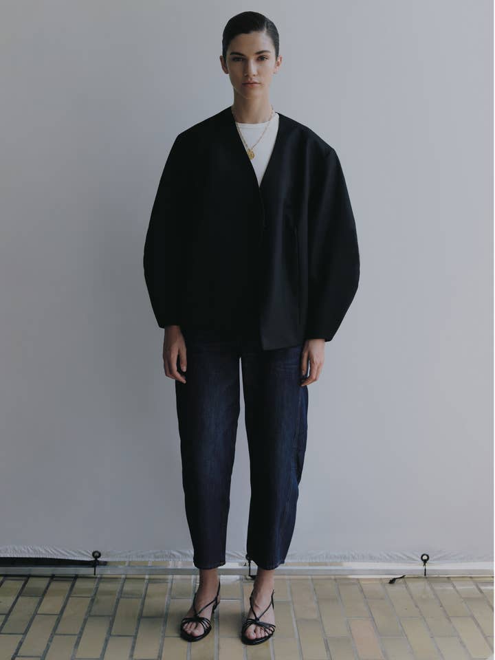 Ava Flutter Slung Fit Jeans for wholesale by Noend Denim