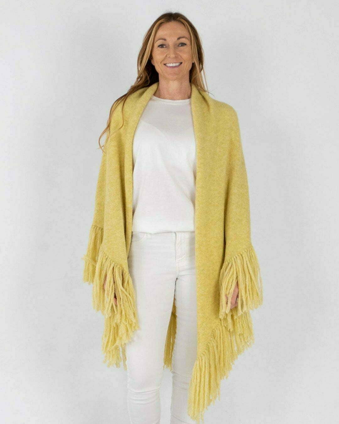 Merete Dèhn - Wholesale Wrap - Women's - Daisy Shawl - Alpaca & Merino Wool11