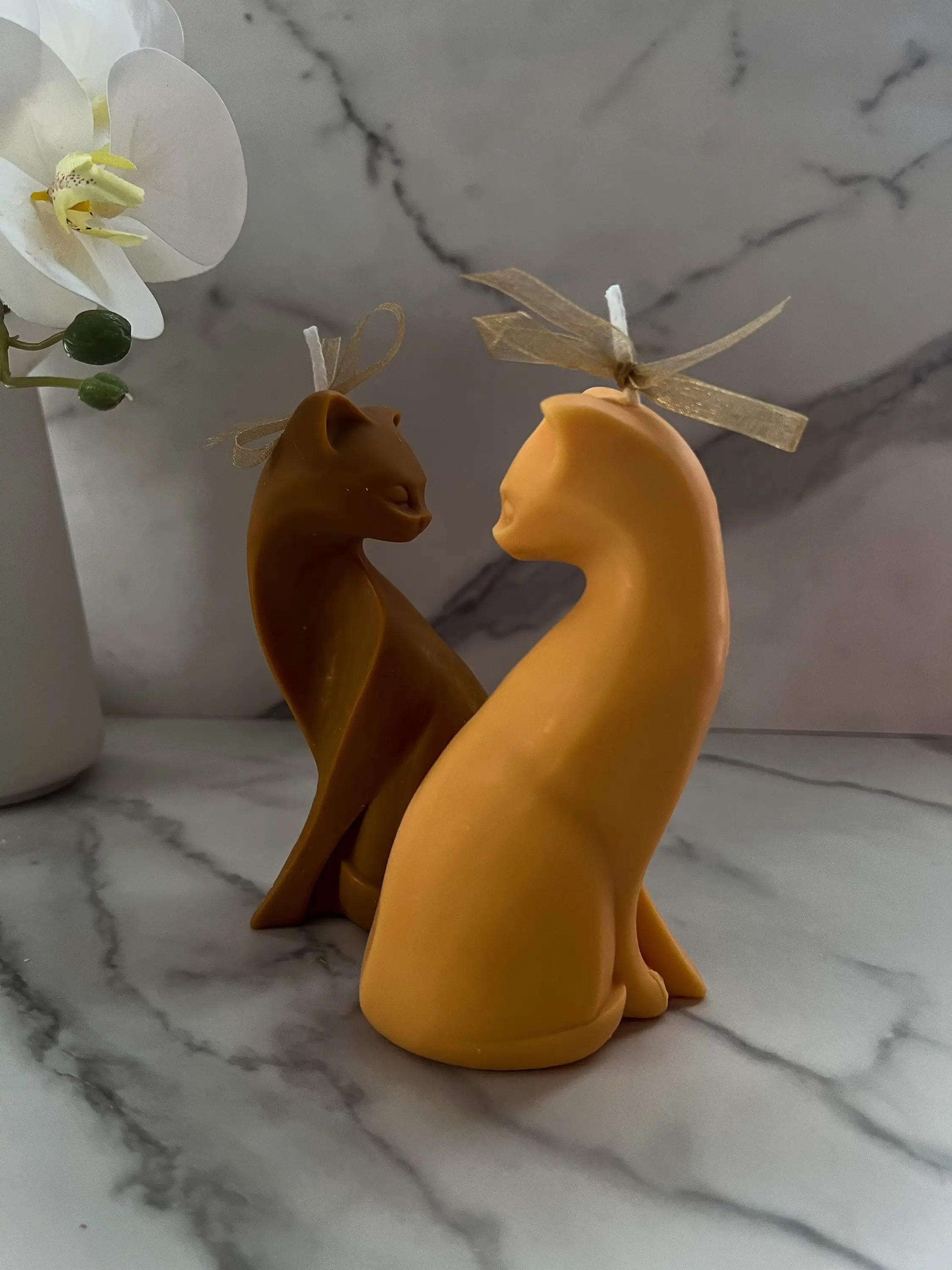 Agaboo Candle - Venta al por mayor Velas de diseño llamativo - Vela elegante con forma de gato, 5.5 x 2.5 pulgadas, con forma de animales11