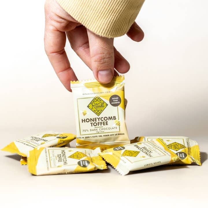 10g Honeycomb Taster, Toffee Topped Dark Chocolate 70% Cacao for wholesale by Ritual Chocolate
