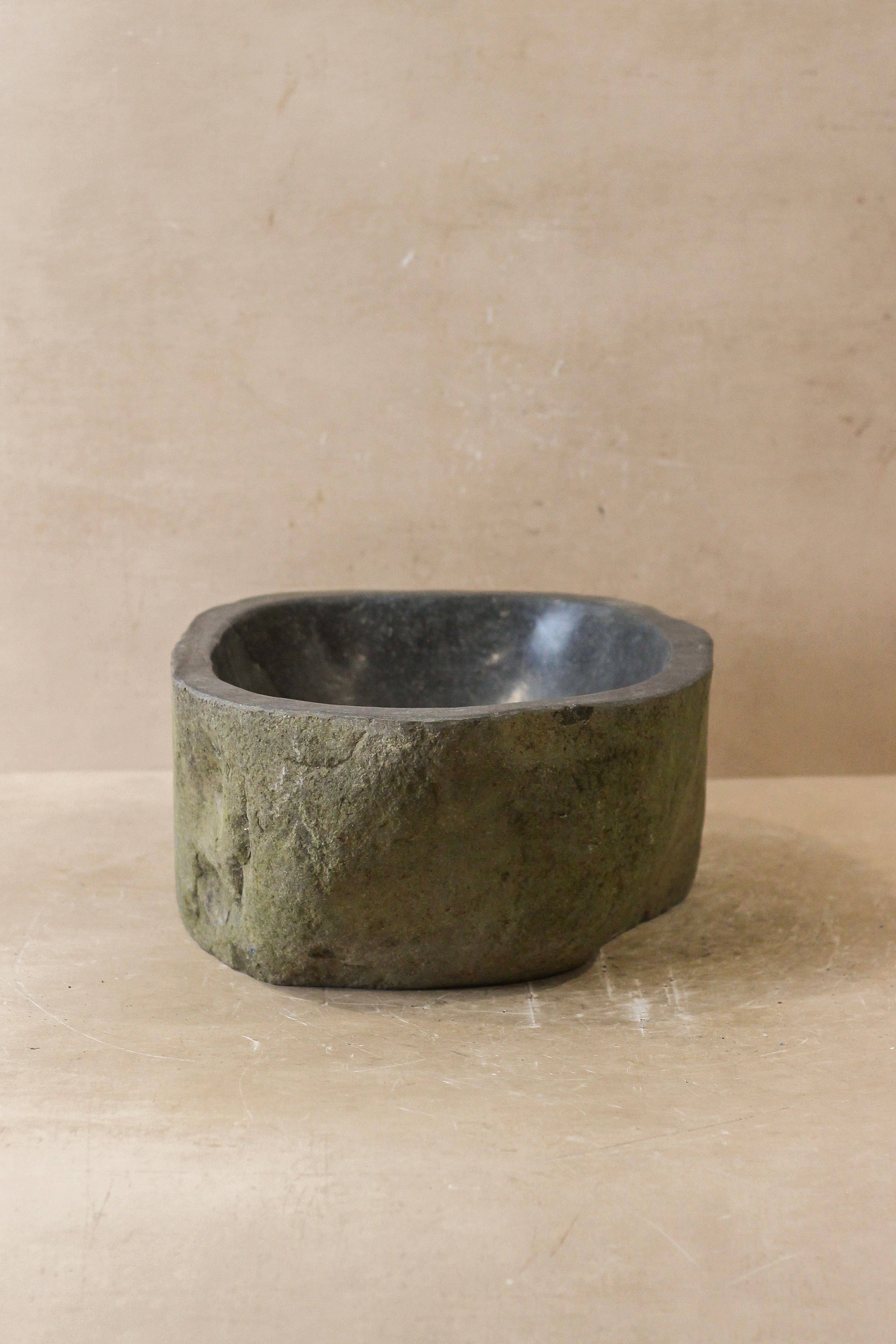 Botanical Boys - Wholesale Bathroom Accessory Set - Riverstone Wash Basin Sink - no 71