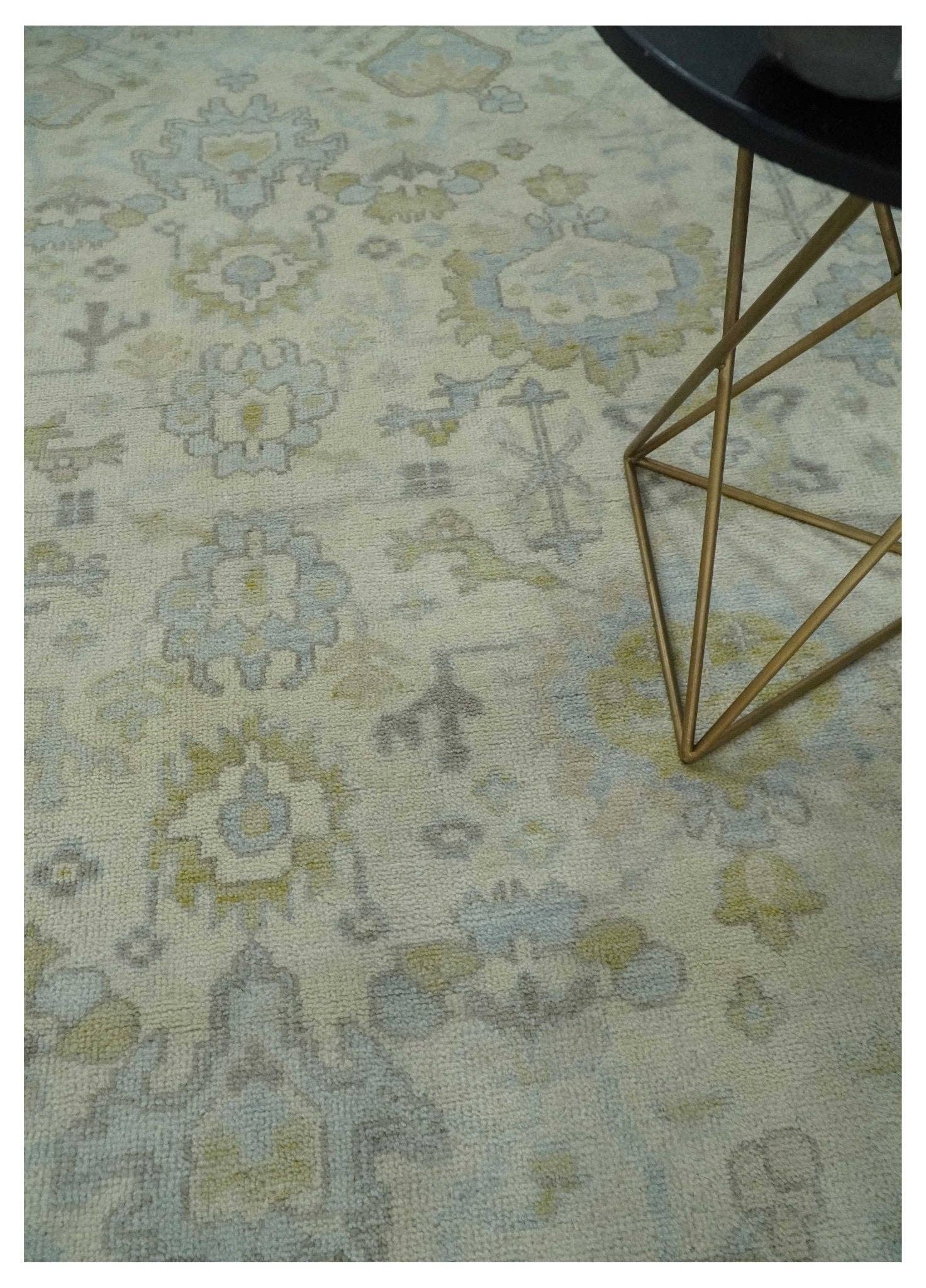 The Rug Decor, Inc. – Großhandel Teppichvorleger – Antiker Look Beige und Grau Handgeknüpfter Maßgefertigter Oushak Wollteppich1