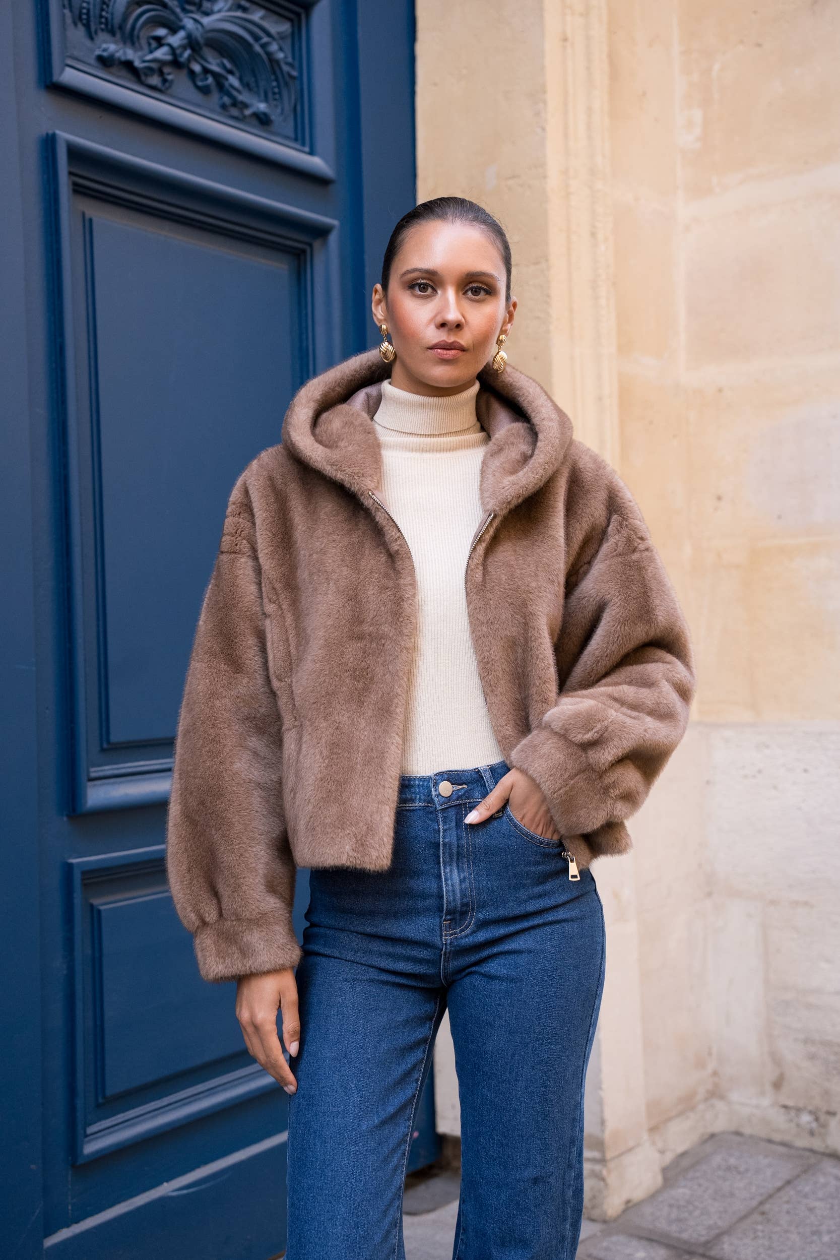 Attentif Paris - Wholesale Fur/Faux Fur Coat - Women's - Short coat with hood in faux fur with braided details21