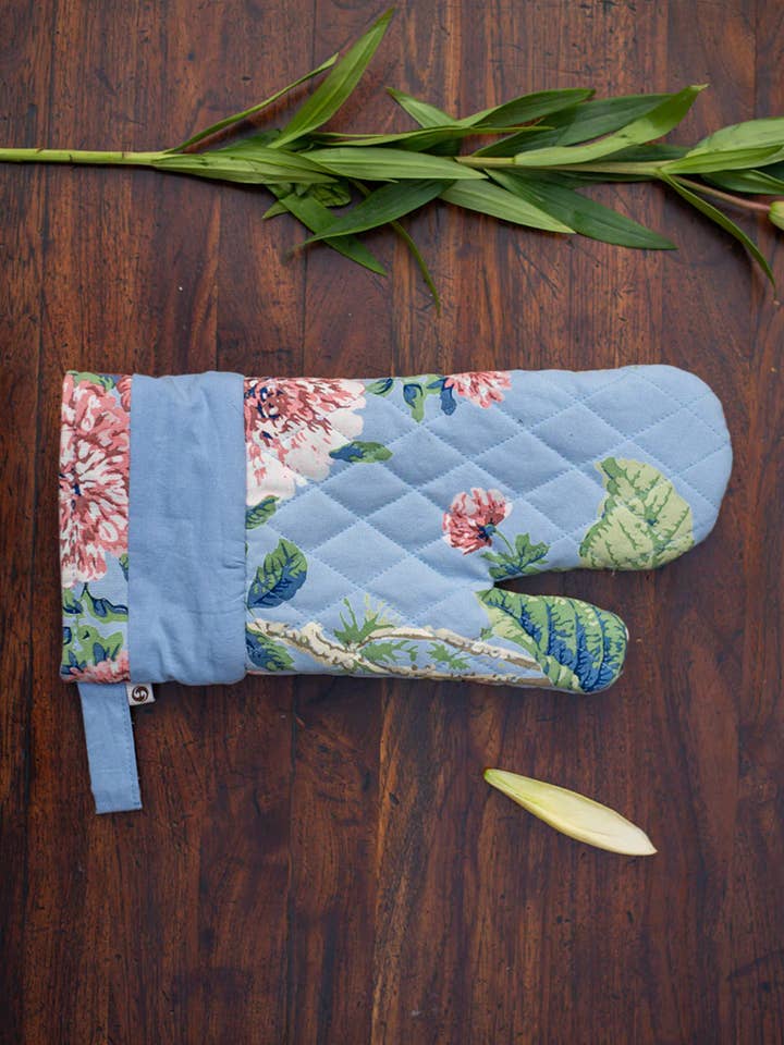 Eco-Friendly Mitten - Chelsea Chambray for wholesale by Asami Concept