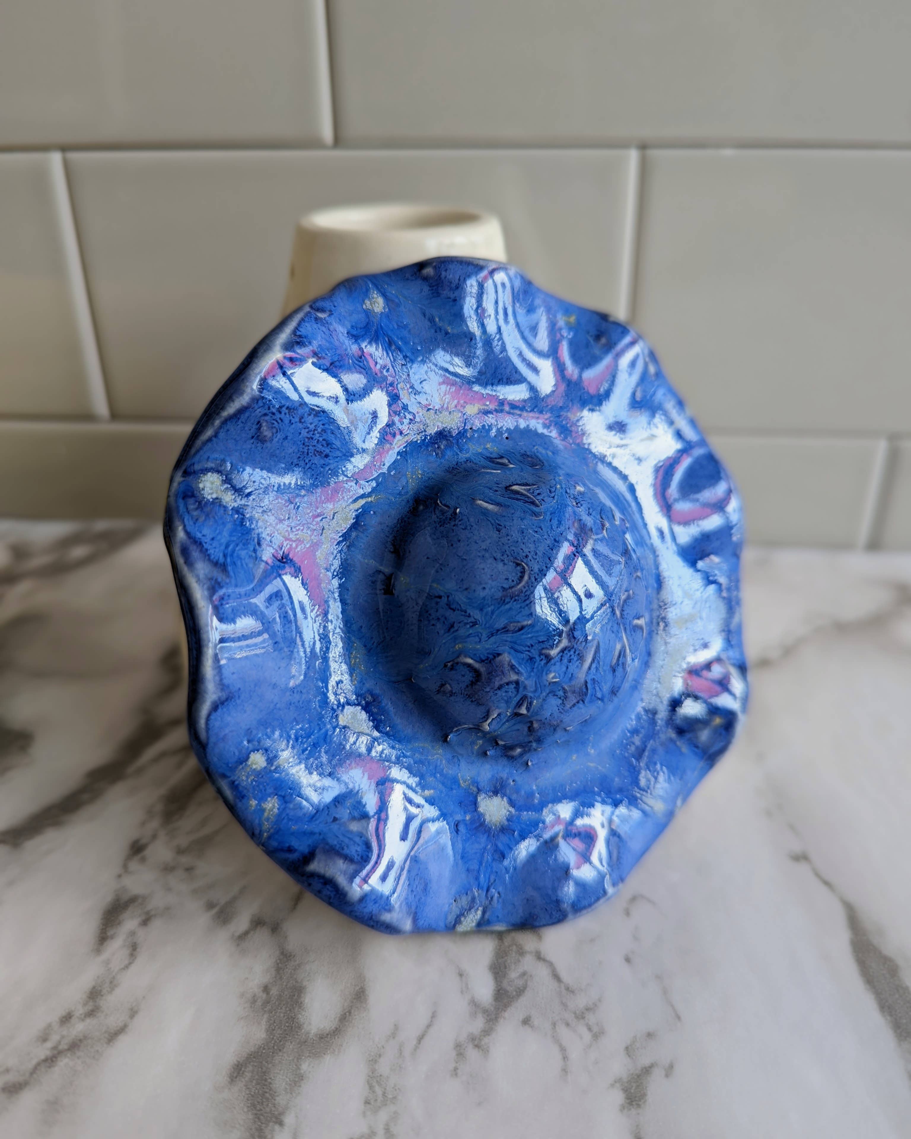 Amaranth Stoneware Ltd - Wholesale Fruit Basket - Shroom of Doom - Fruit Fly Trap0