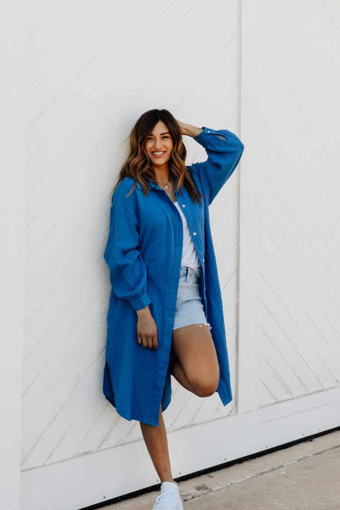 Crowned Free – Engroshandel Skjorte med buttondown – til kvinder – Afskærmet top - kobolt0