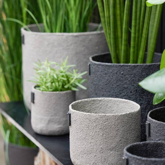 Lübech Living - Wholesale Plant Pot - Outdoor pot All Nature, black 13 cm2