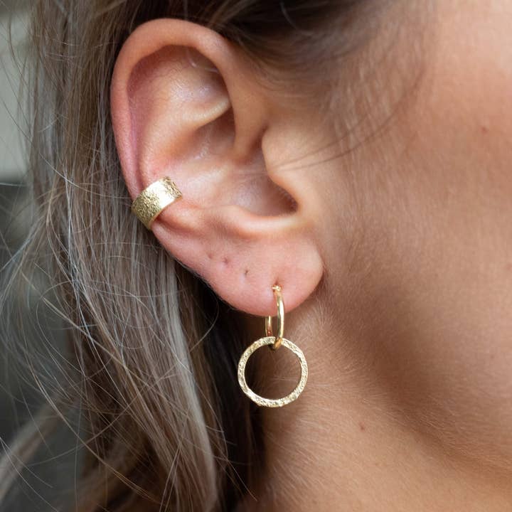 Mélanie Pigeaud Jewelry – Engroshandel Hængeøreringe og creoløreringe – Cirkel af empower øreringe