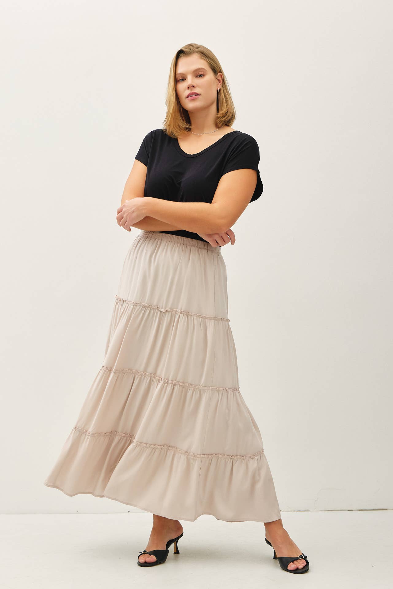 Be Cool - Wholesale Skirt - Women's - PLUS SIZE 4-TIERED MAXI SKIRT4