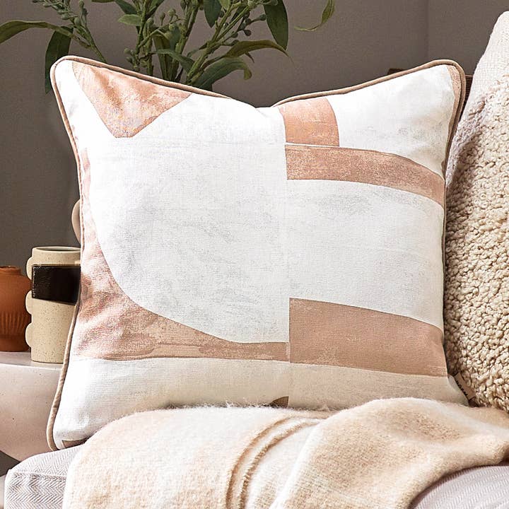 Carro Abstract kussen met pijpen, klei voor wholesale door Riva Home