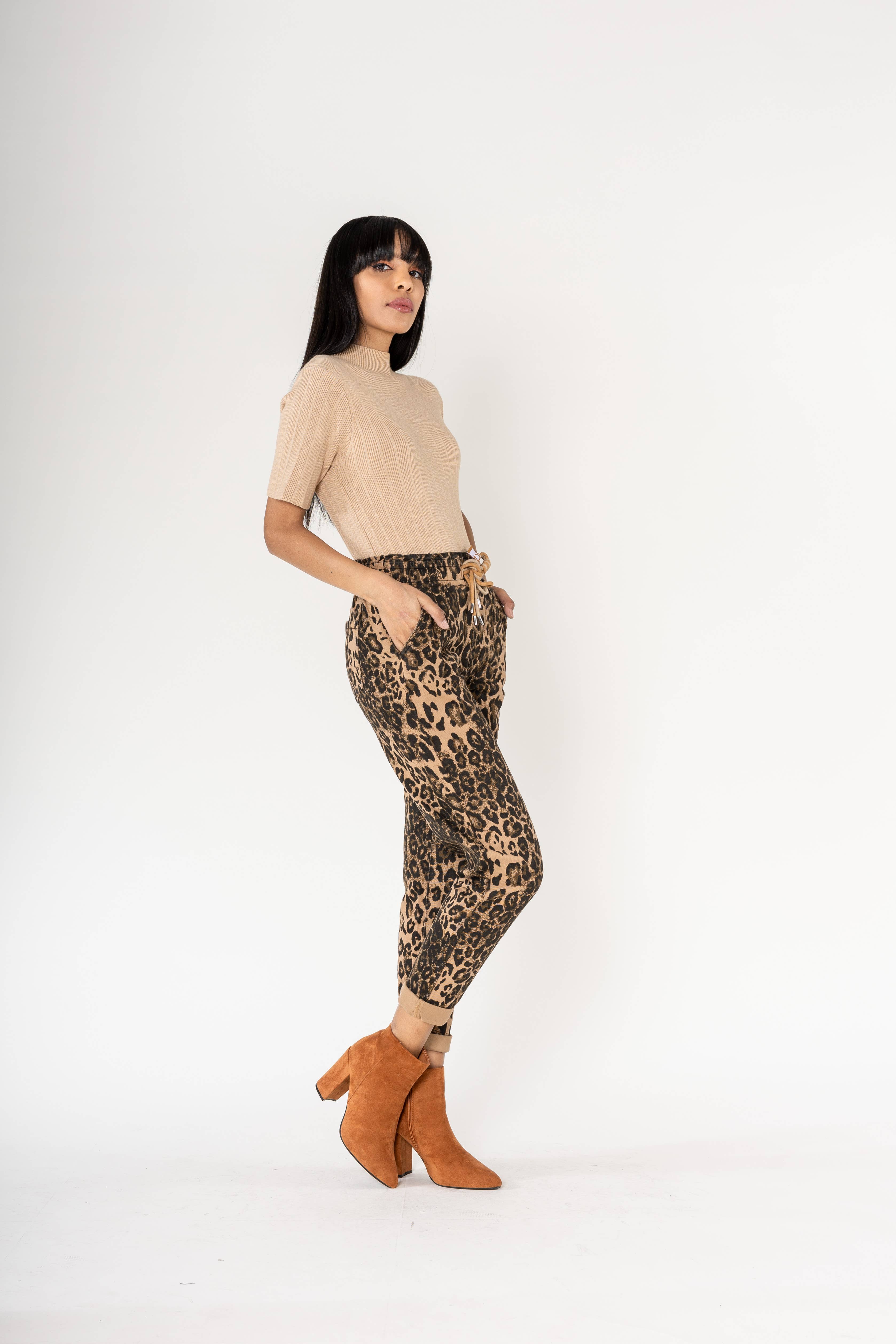 Nina Carter - Wholesale Pants - Women's - Panta jogg leopard elastic waist with drawstring P50026