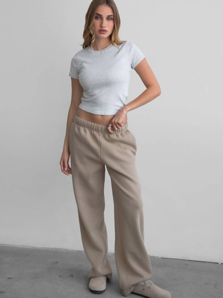 TICTOC - Wholesale Lounge Sweatpants/jogging bottoms – Women's - LANI Cloud Fleece Wide Leg Sweatpants Stretch Waist & Pocket17