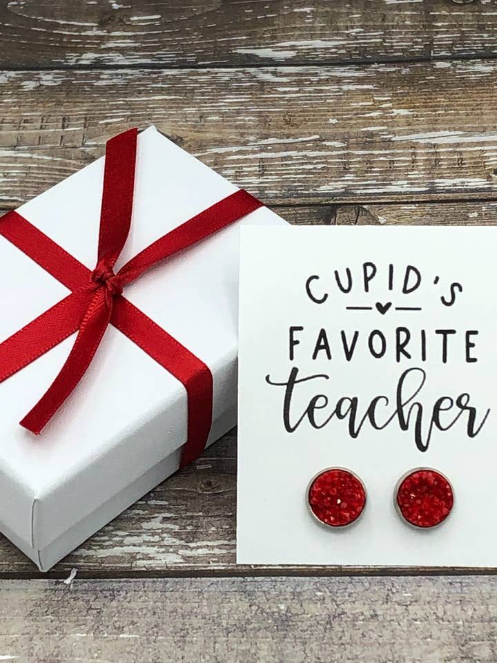 Boucles d'oreilles professeur Saint-Valentin : le professeur préféré de Cupidon pour la vente par Carly Lou