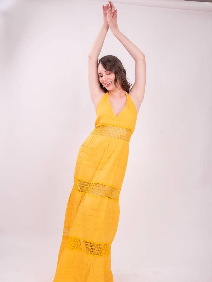 Abito lungo Valentina Halter per la vendita all'ingrosso da parte di Cielito Lindo